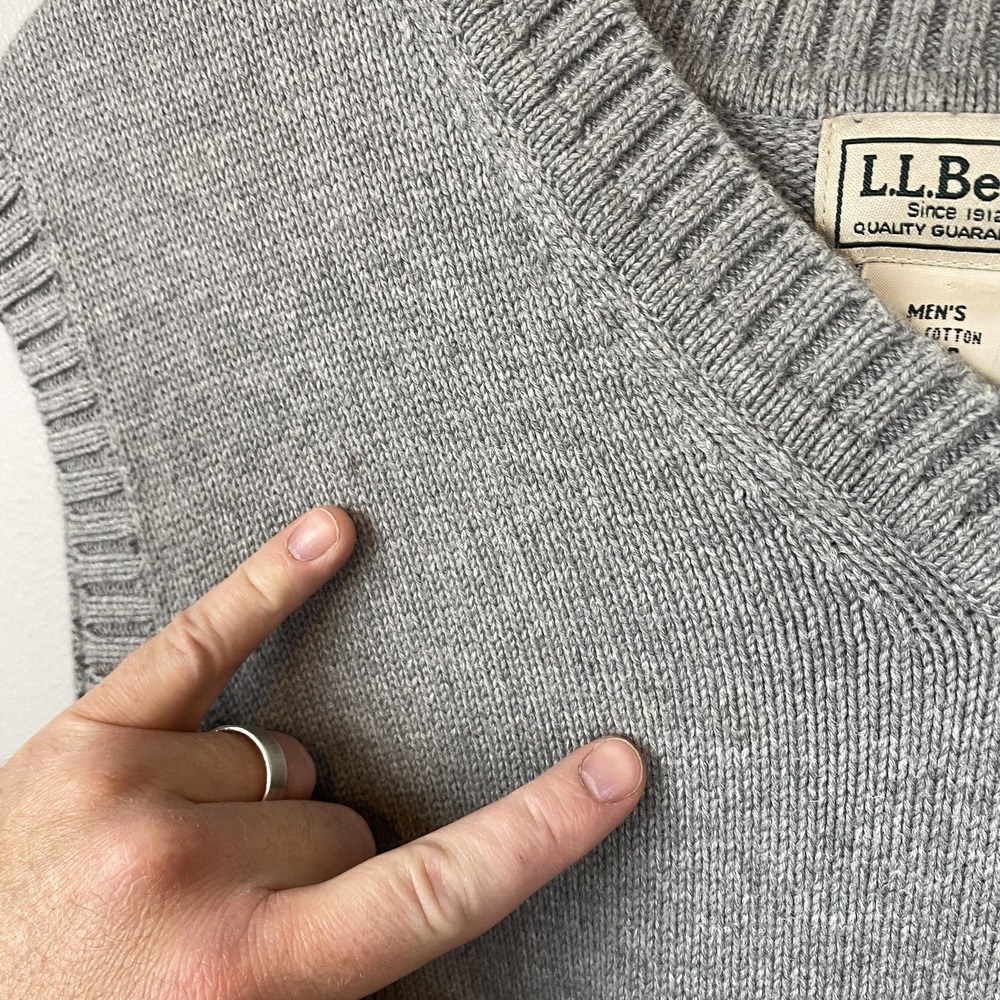 LL Bean V Neck Knit‎ Sweater Vest Mens Large - Picture 2 of 8